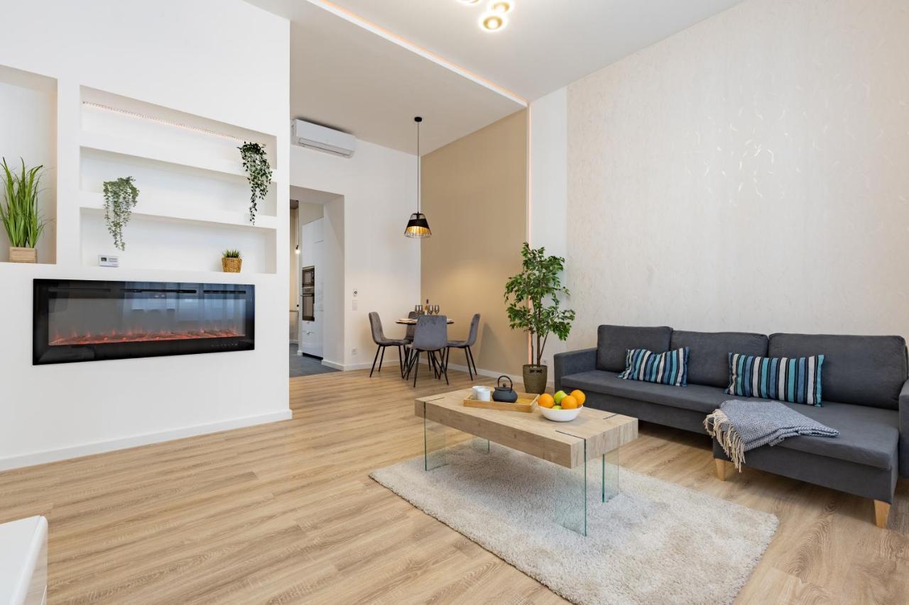 Kmety Deluxe Home With Sauna Budapest Exteriör bild